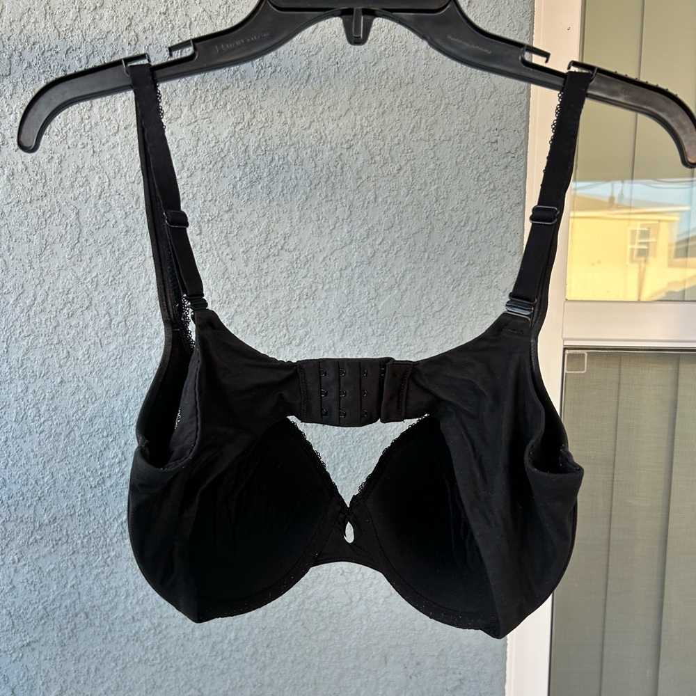 Victoria's Secret Women's Padded Perfect Coverage Black Lace Bra Size 36DD - Picture 2 of 4